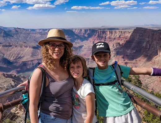 Family trip to the Grand Canyon, mom and 2 kids. -MamiTalks.com